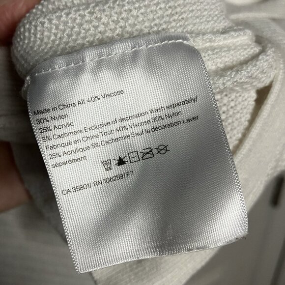 Lululemon Sincerely Yours Sweater Womens White Knit Open Back Workout Yoga - Picture 8 of 10